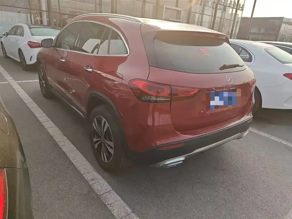 Mercedes-Benz GLA — фото 7