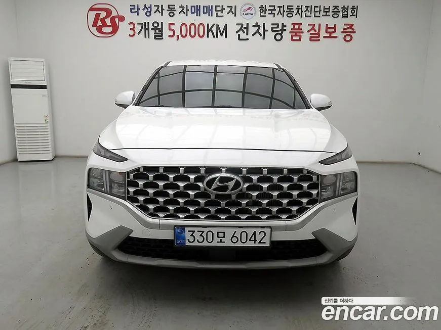 Hyundai Santafe — фото 1