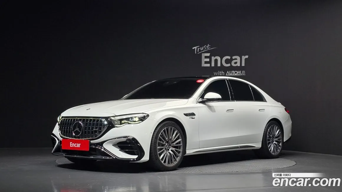 Mercedes-Benz E-Class — фото 1