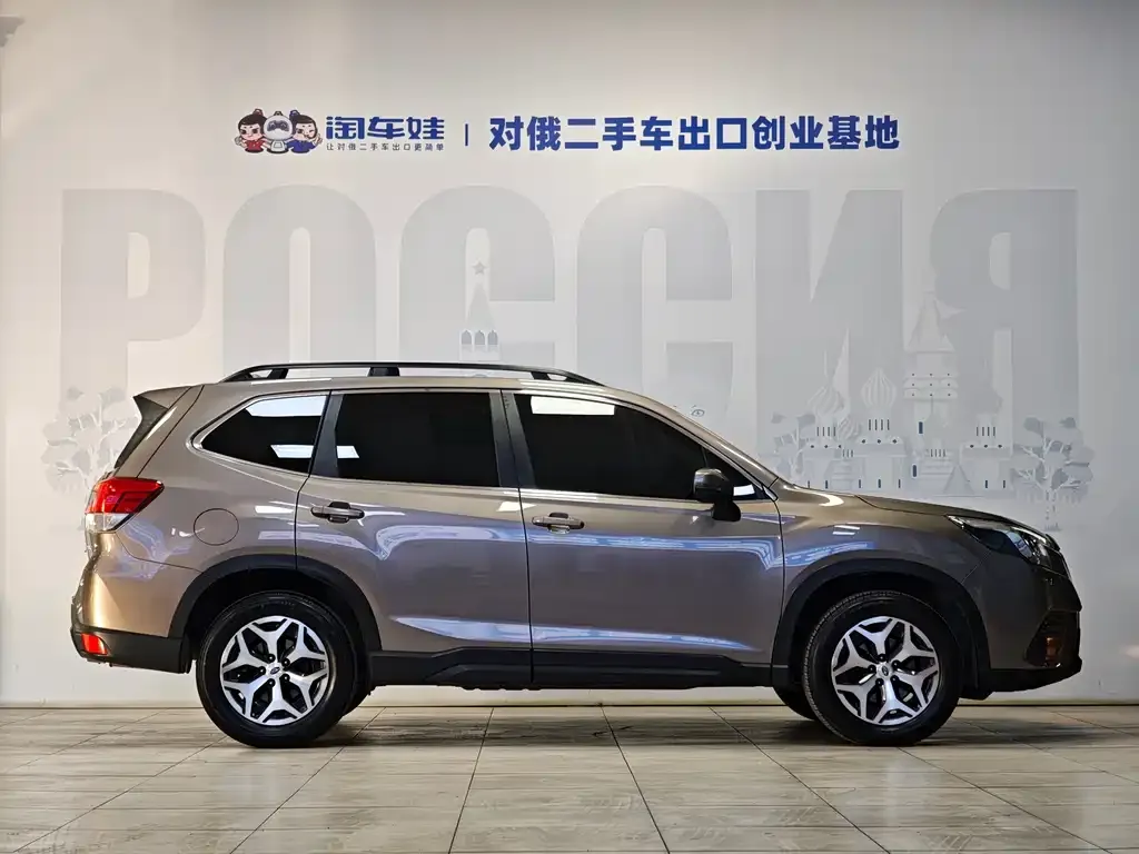 Subaru Forester — фото 3