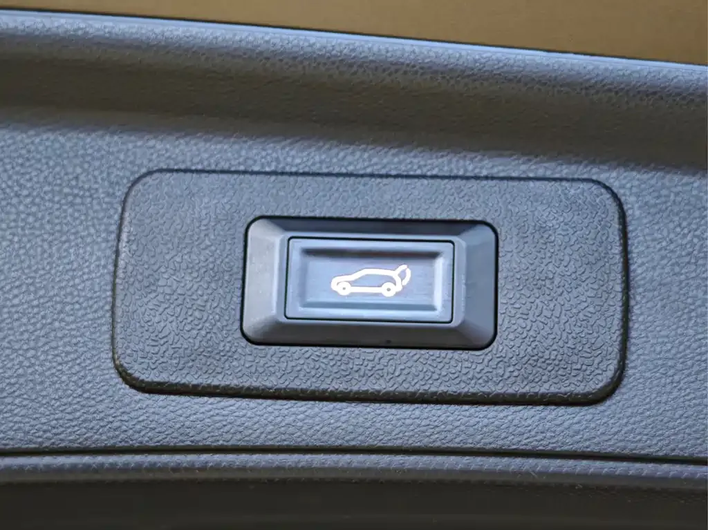 Subaru Forester — фото 10