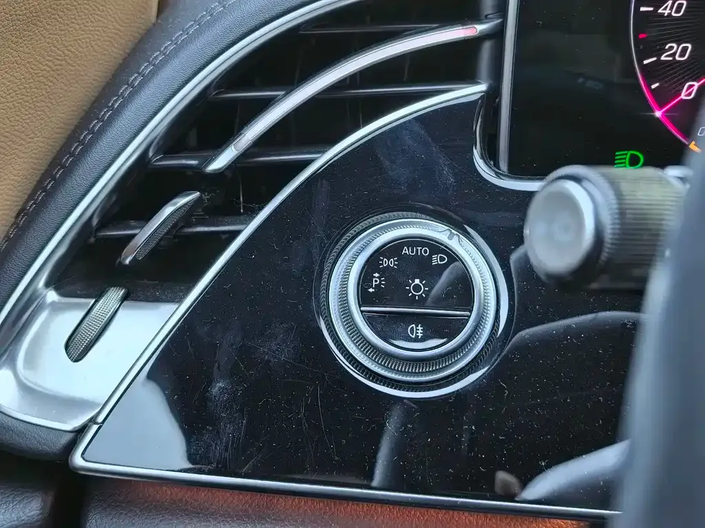 Mercedes-Benz E-Class New Energy — фото 6