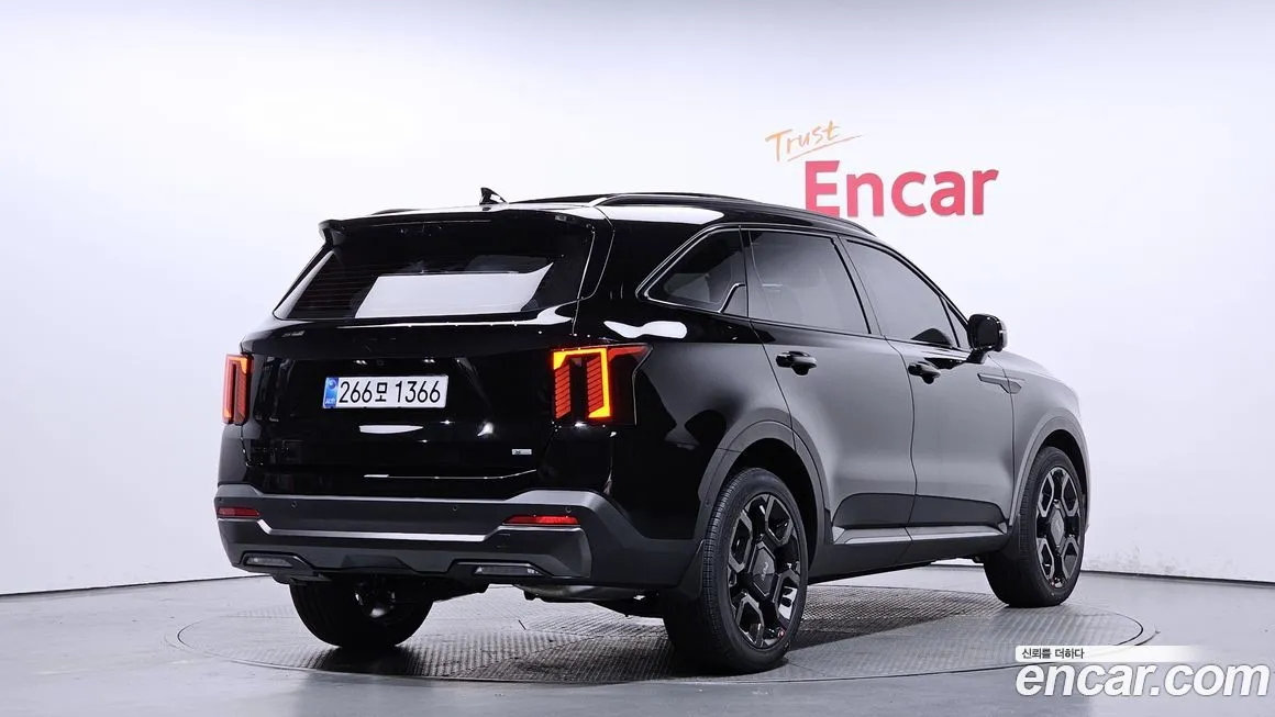 Kia Sorento — фото 6