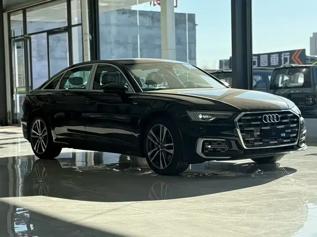 Audi A6L — фото 4