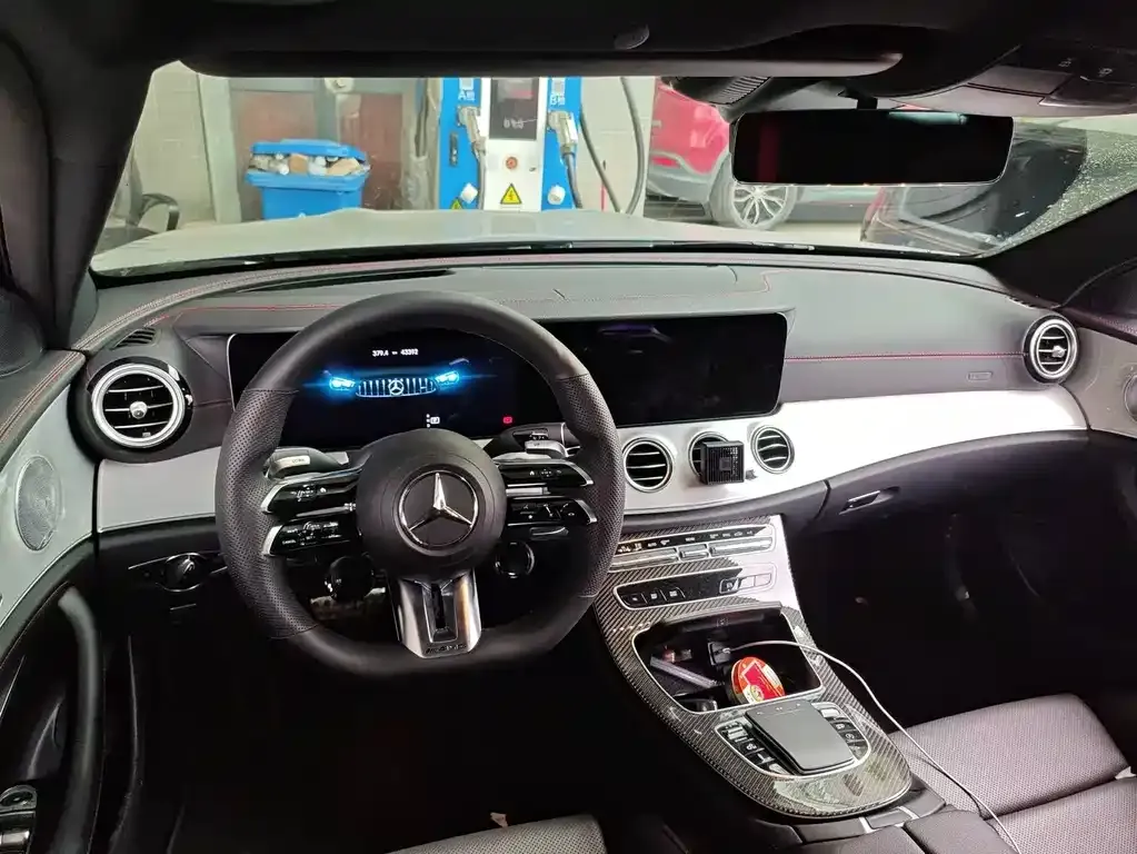 Mercedes-Benz E-Class AMG — фото 3