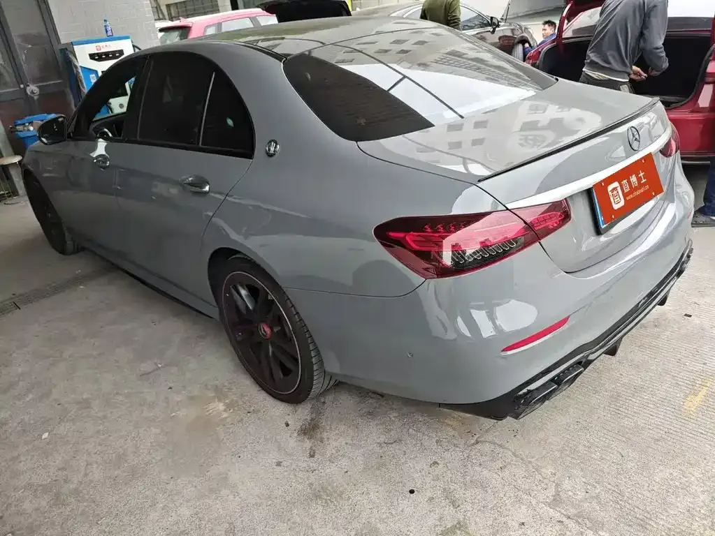 Mercedes-Benz E-Class AMG — фото 4