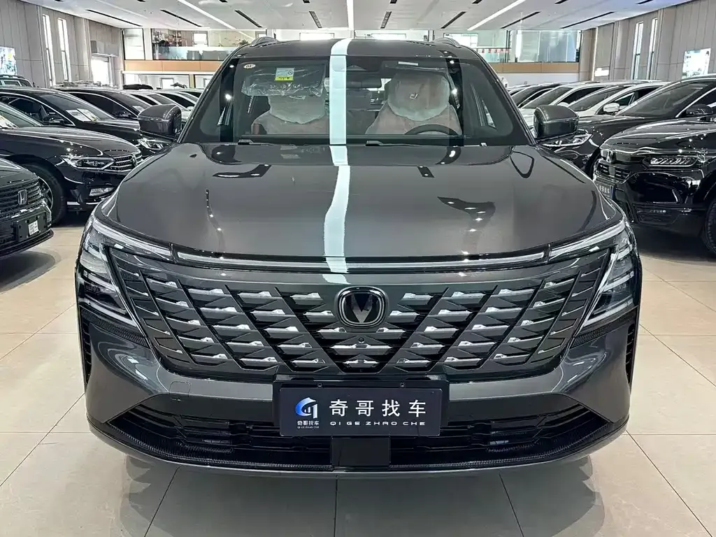 Changan CS75PLUS — фото 2