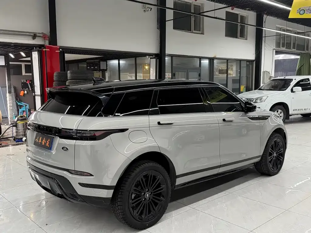 Land Rover Evoque — фото 7