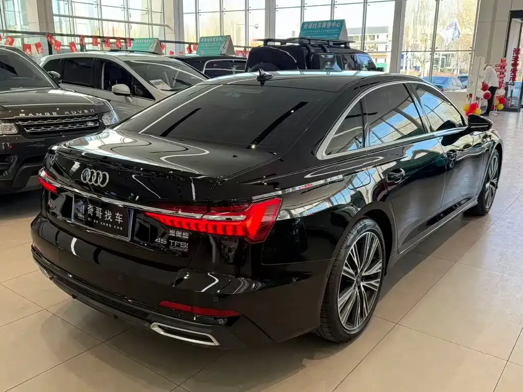 Audi A6L — фото 5