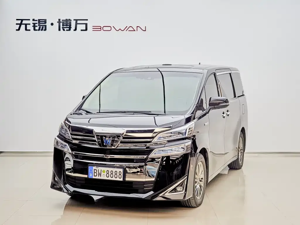 Toyota Vellfire — фото 1