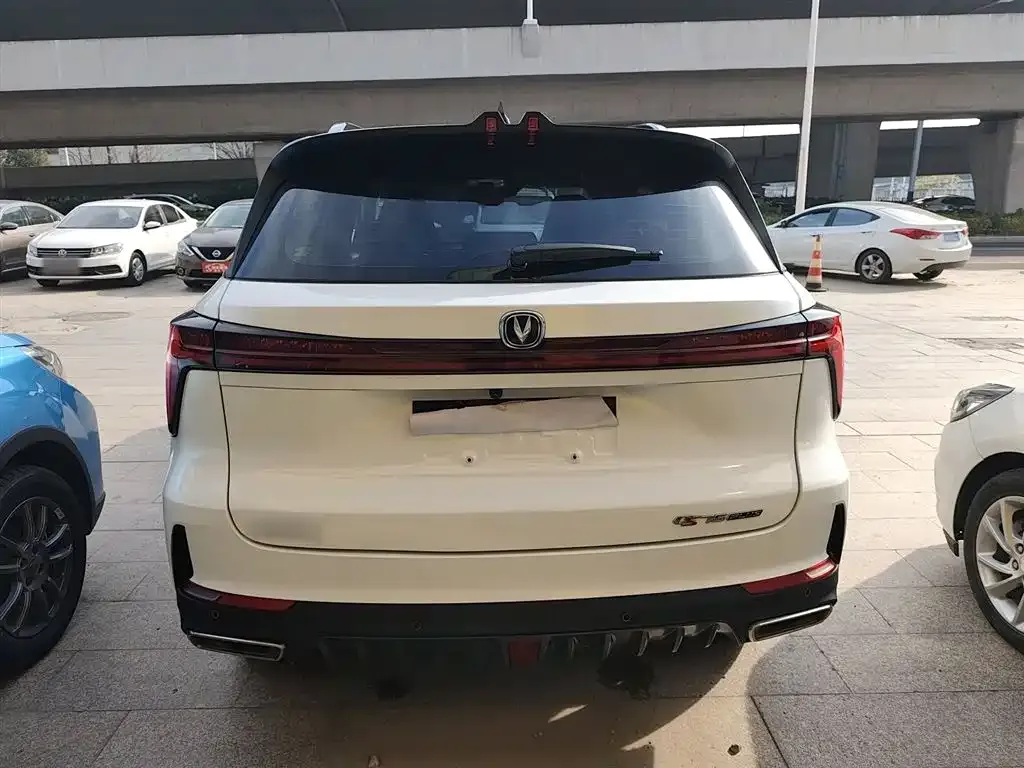 Changan CS75PLUS — фото 9