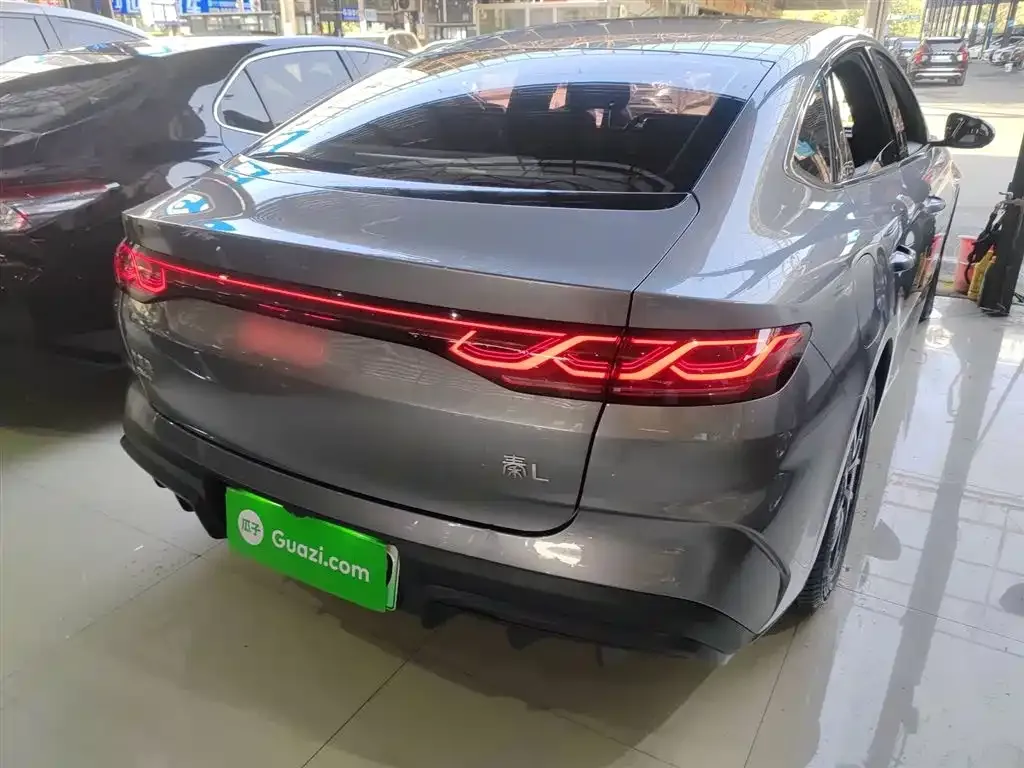 BYD Qin L — фото 10