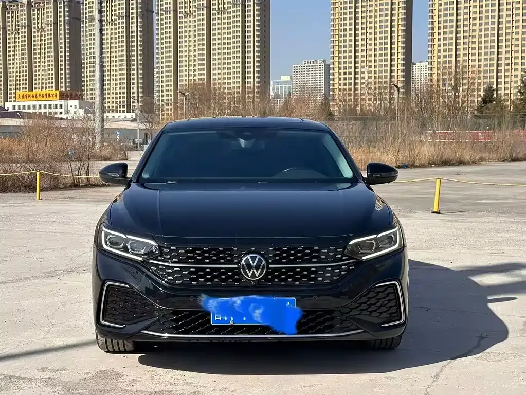 Volkswagen Passat — фото 6