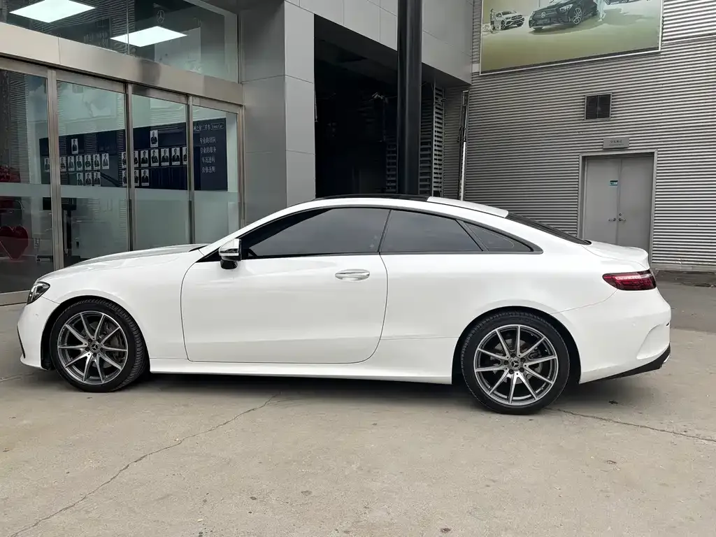 Mercedes-Benz E-Class (Import) — фото 6