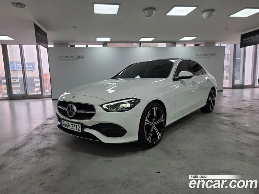 Mercedes-Benz C-Class — фото 1