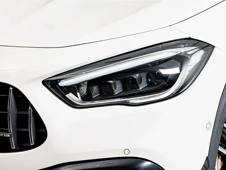 Mercedes-Benz GLA AMG — фото 10