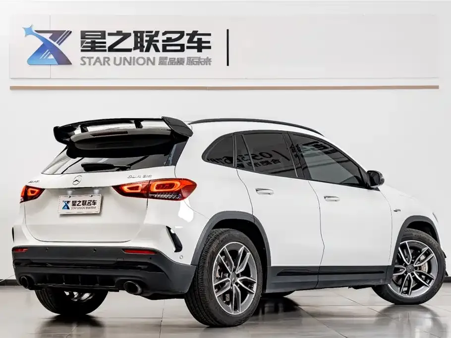 Mercedes-Benz GLA AMG — фото 9