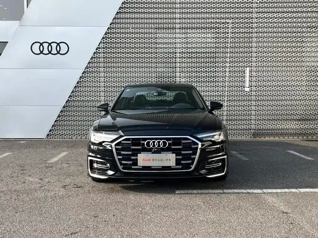 Audi A6L — фото 7