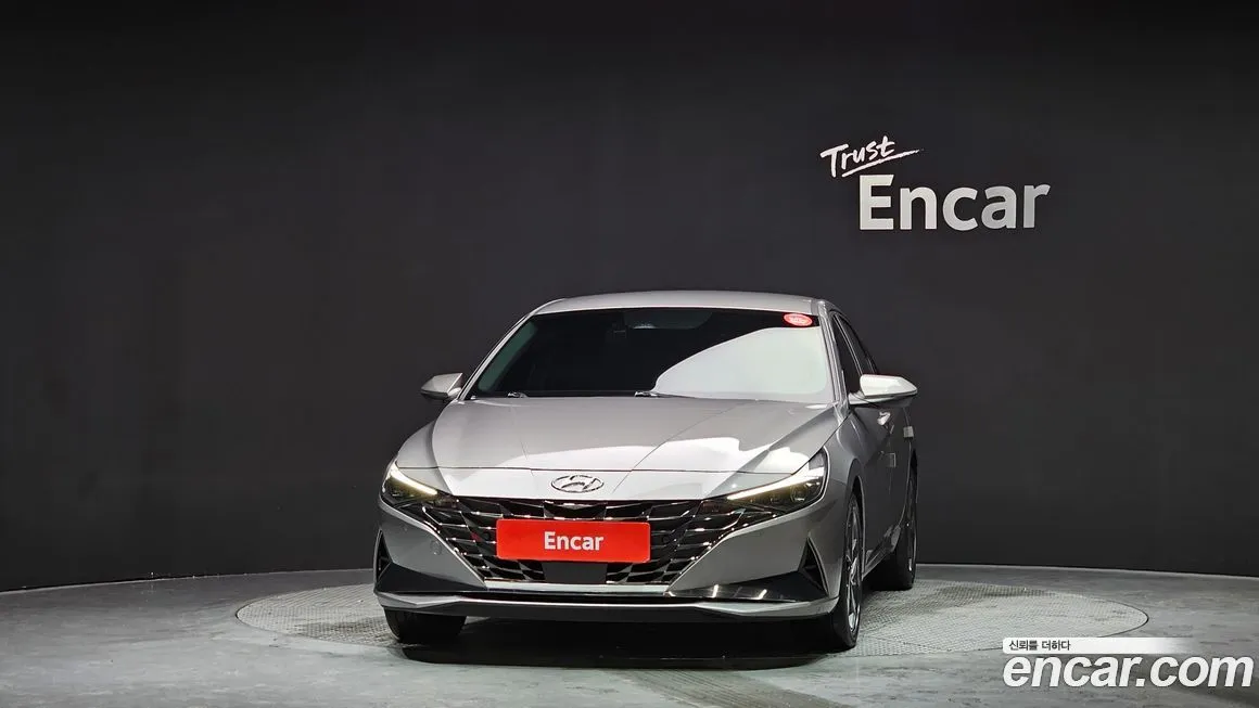 Hyundai AVANTE — фото 3