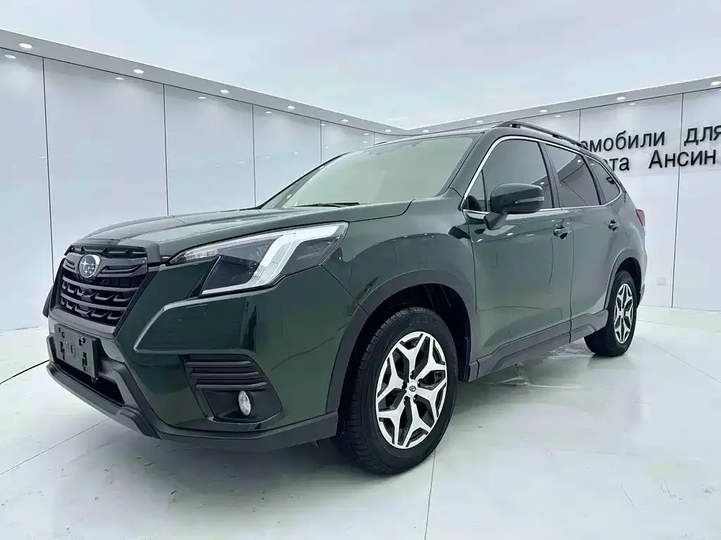 Subaru Forester — фото 1