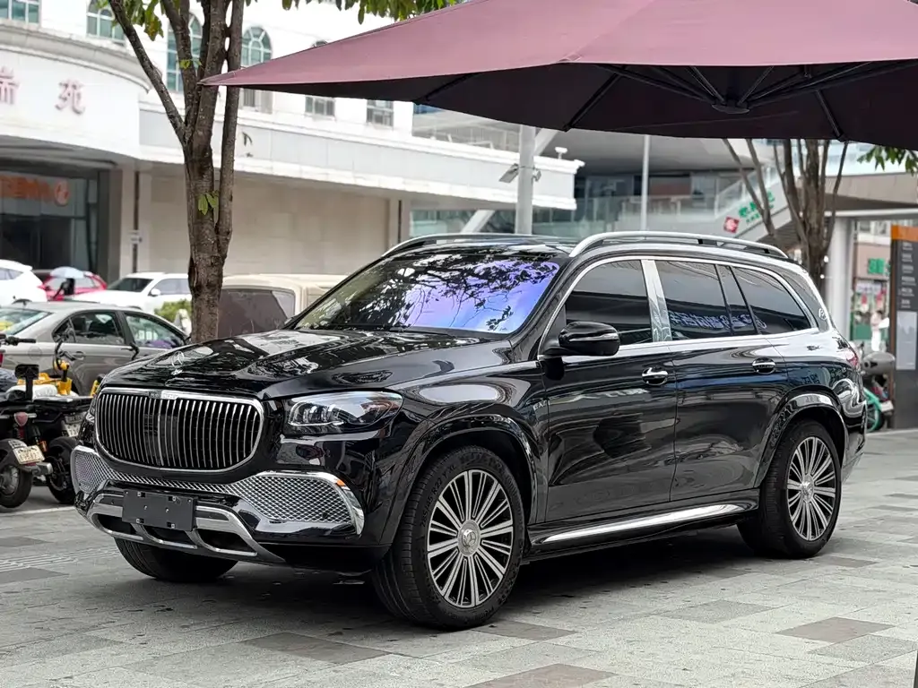 Mercedes-Benz GLS — фото 1