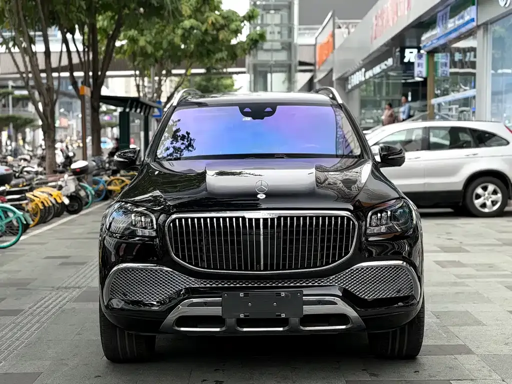 Mercedes-Benz GLS — фото 9