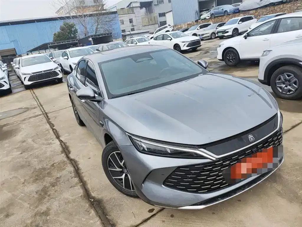 BYD Qin L — фото 9