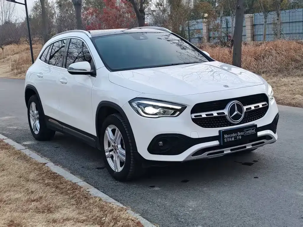 Mercedes-Benz GLA — фото 7