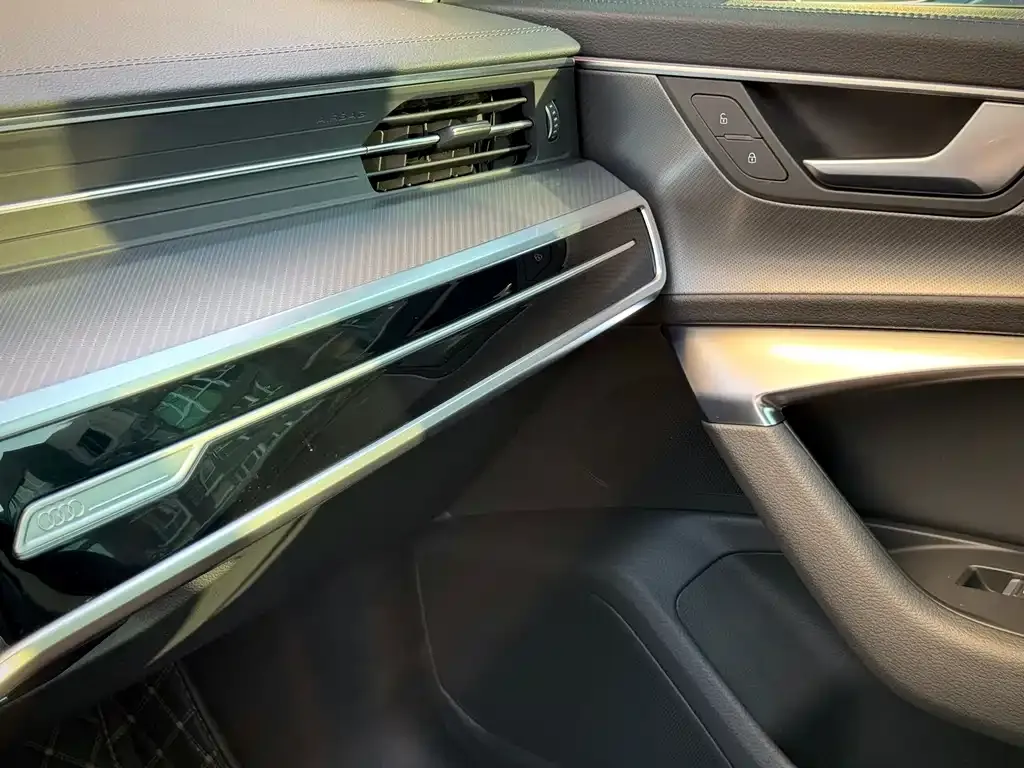 Audi A6 (Import) — фото 2