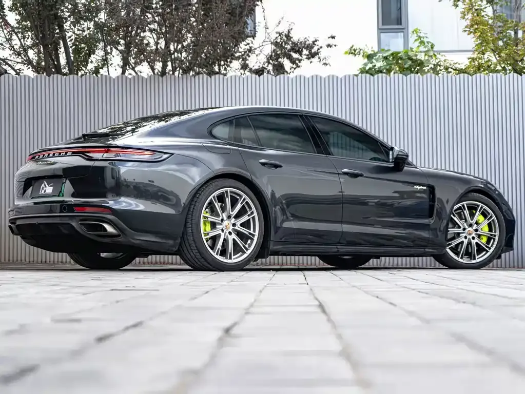 Porsche Panamera Hybrid — фото 10