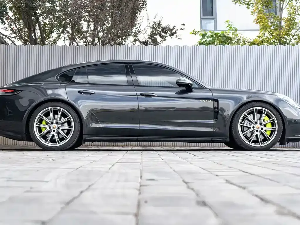 Porsche Panamera Hybrid — фото 5