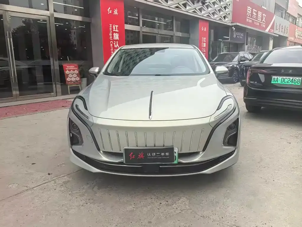 Hongqi E-QM5 — фото 5