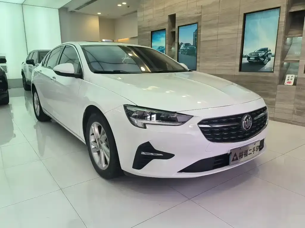 Buick Regal — фото 1