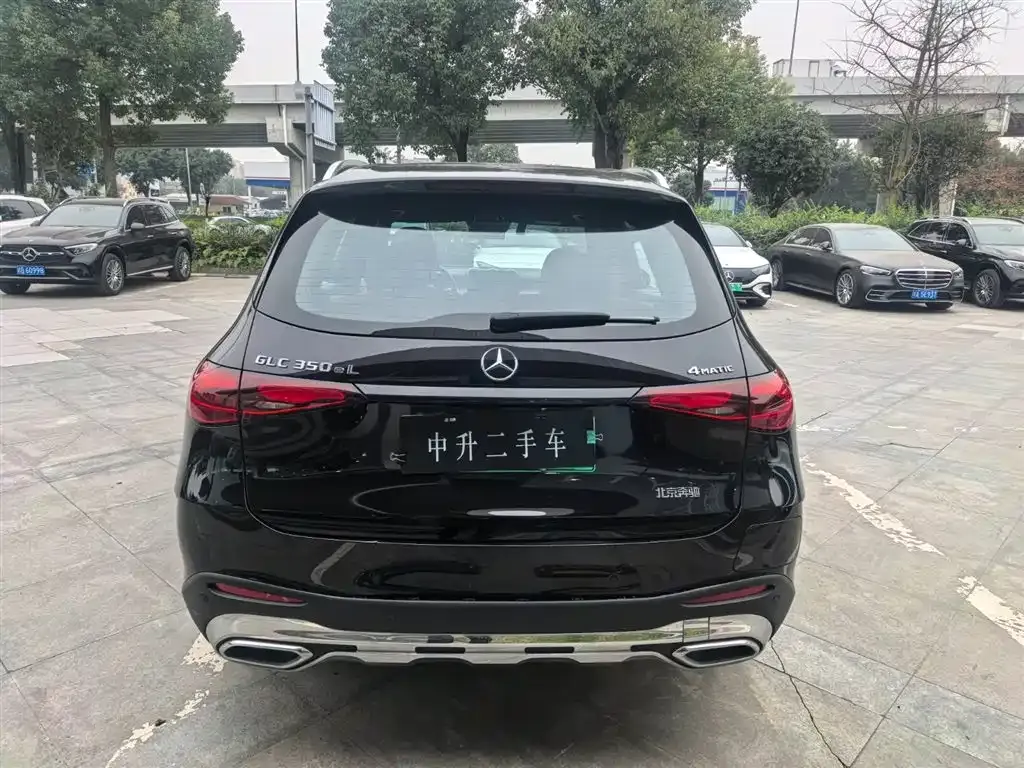 Mercedes-Benz GLC PHEV — фото 4