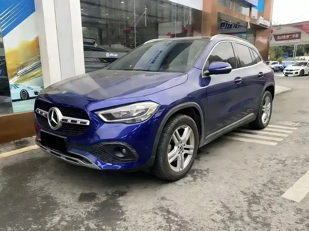Mercedes-Benz GLA — фото 1