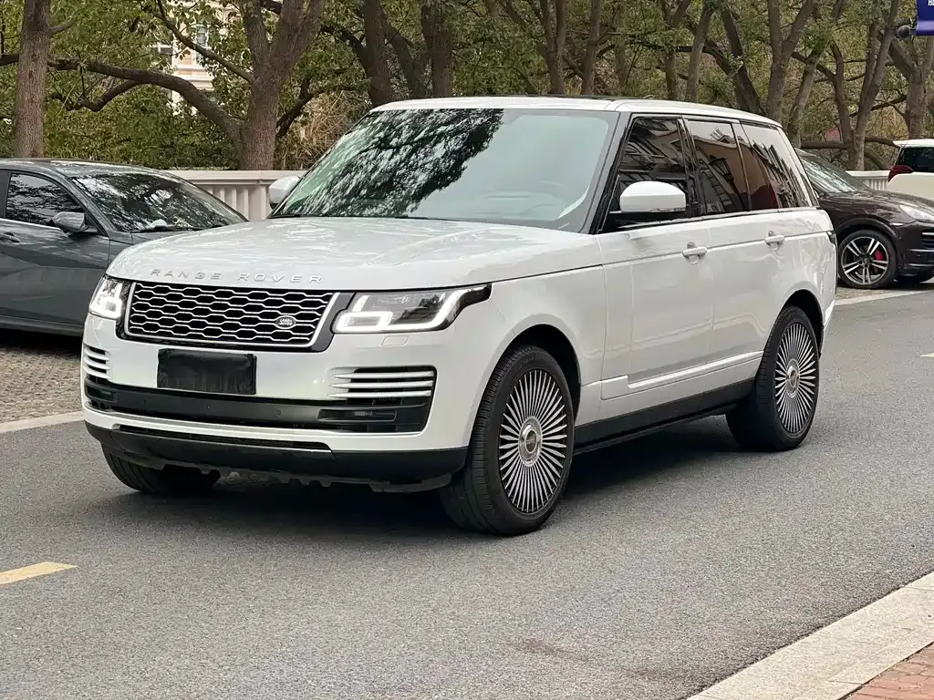Land Rover Range Rover — фото 1