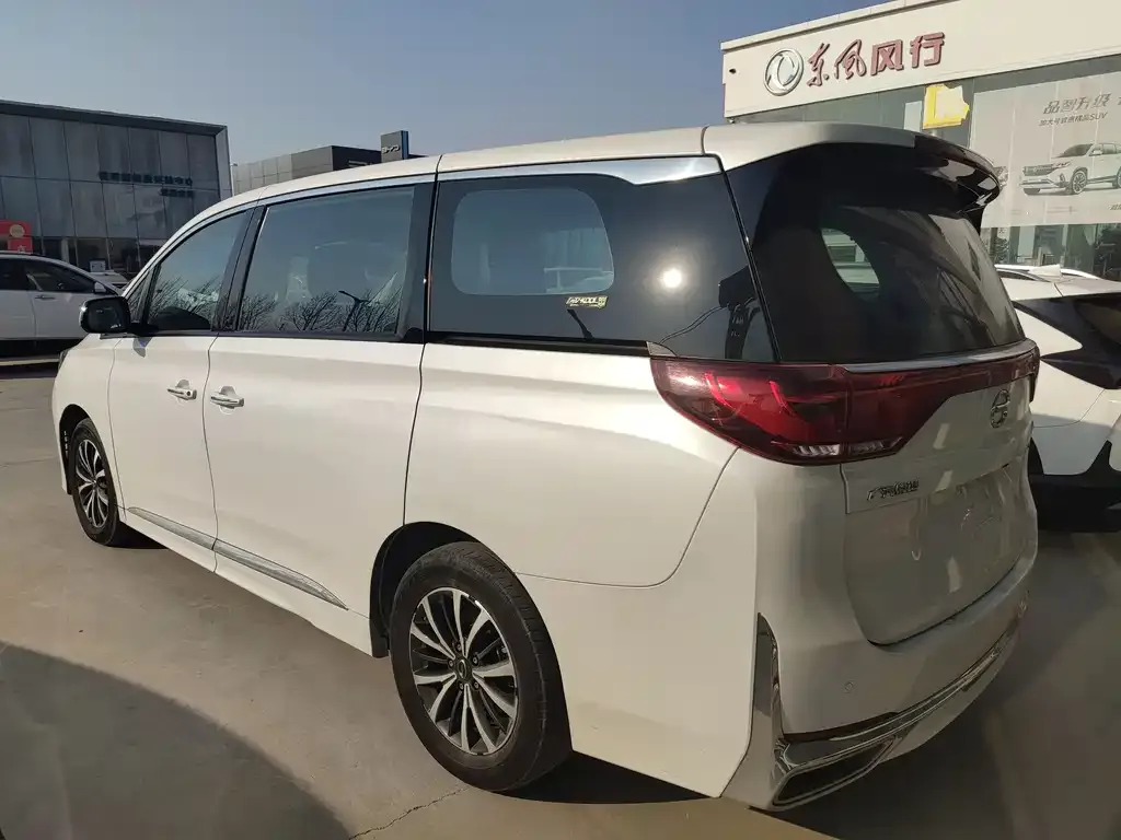 GAC Motor Trumpchi M8 — фото 3