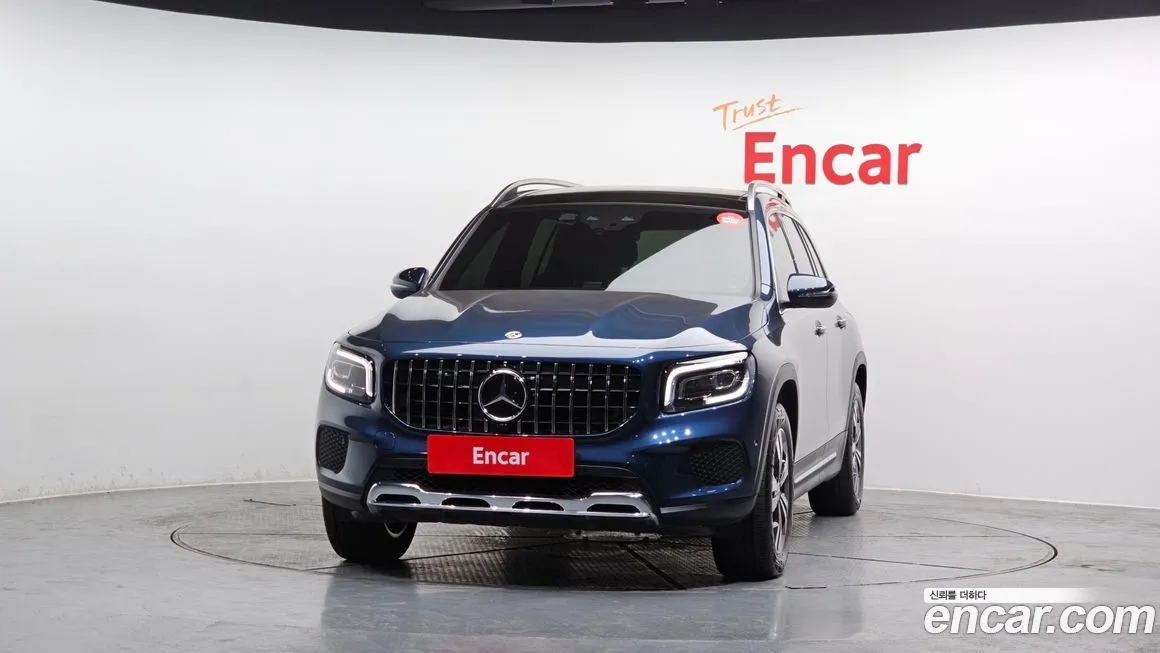 Mercedes-Benz GLB-Class — фото 2