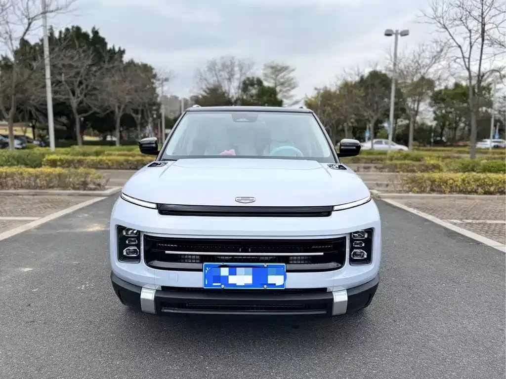 Geely Icon — фото 4