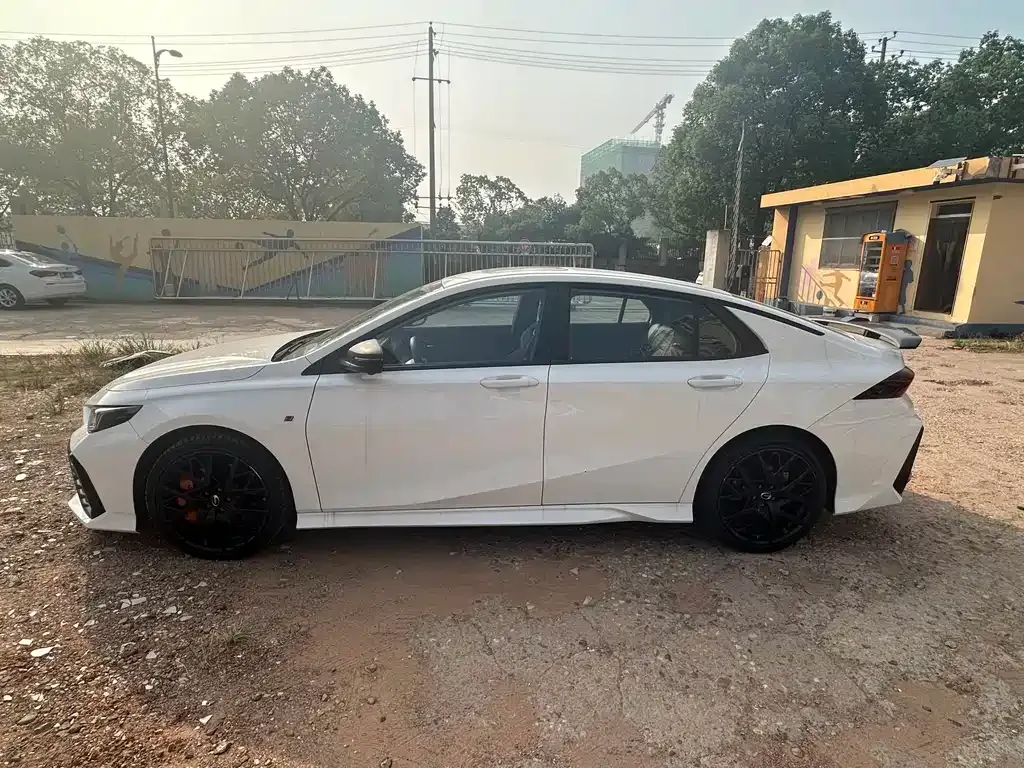GAC Motor Shadow Leopard — фото 5