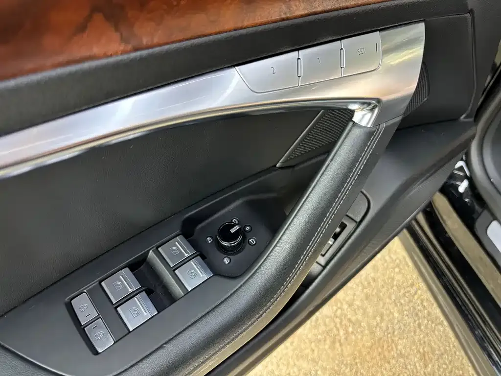 Audi A7 — фото 2