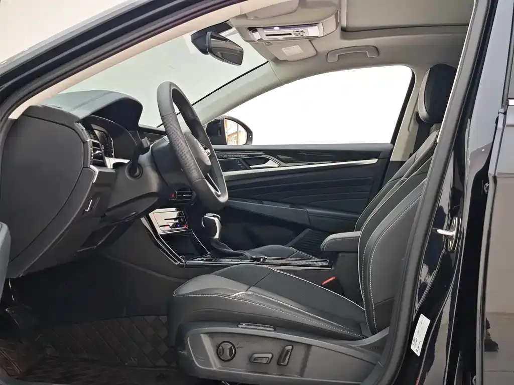 Volkswagen Passat — фото 9