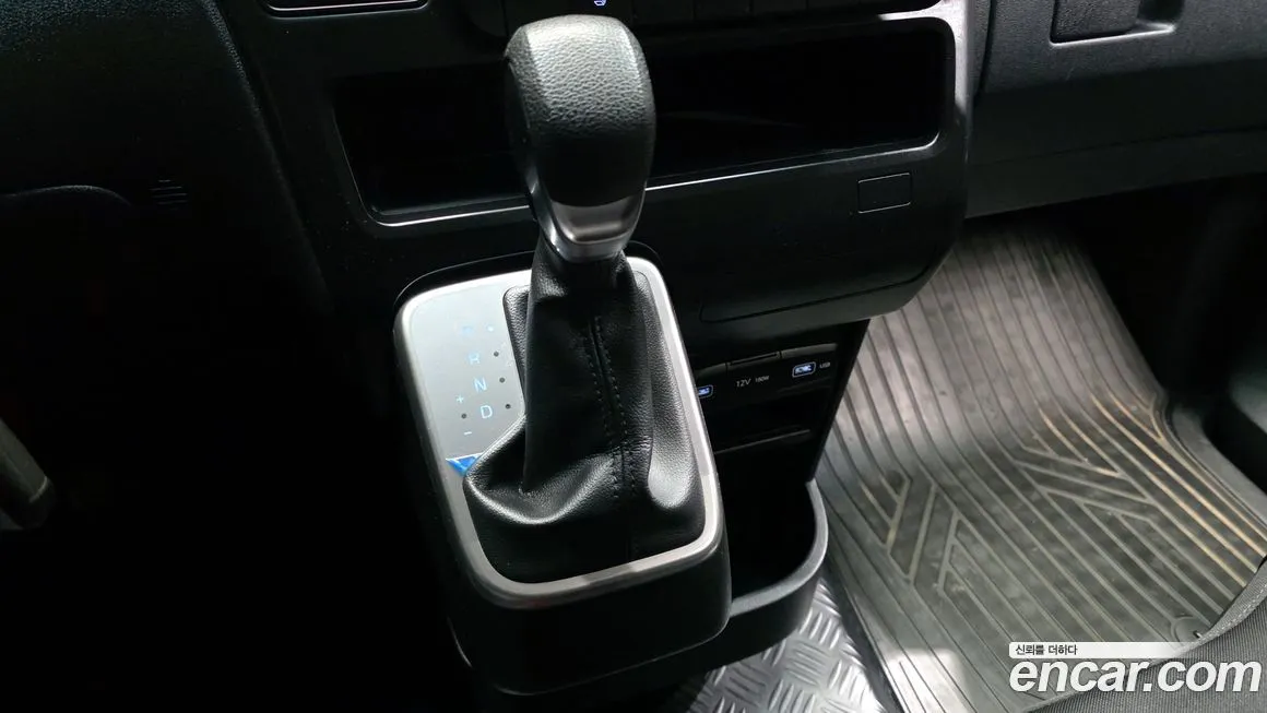 Hyundai Staria — фото 7
