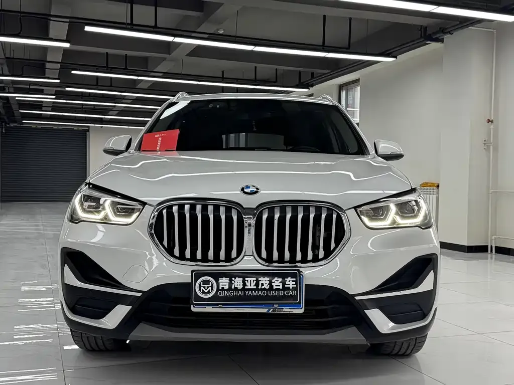 BMW X1 — фото 5