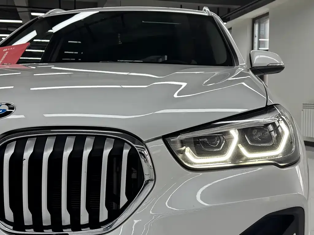 BMW X1 — фото 6