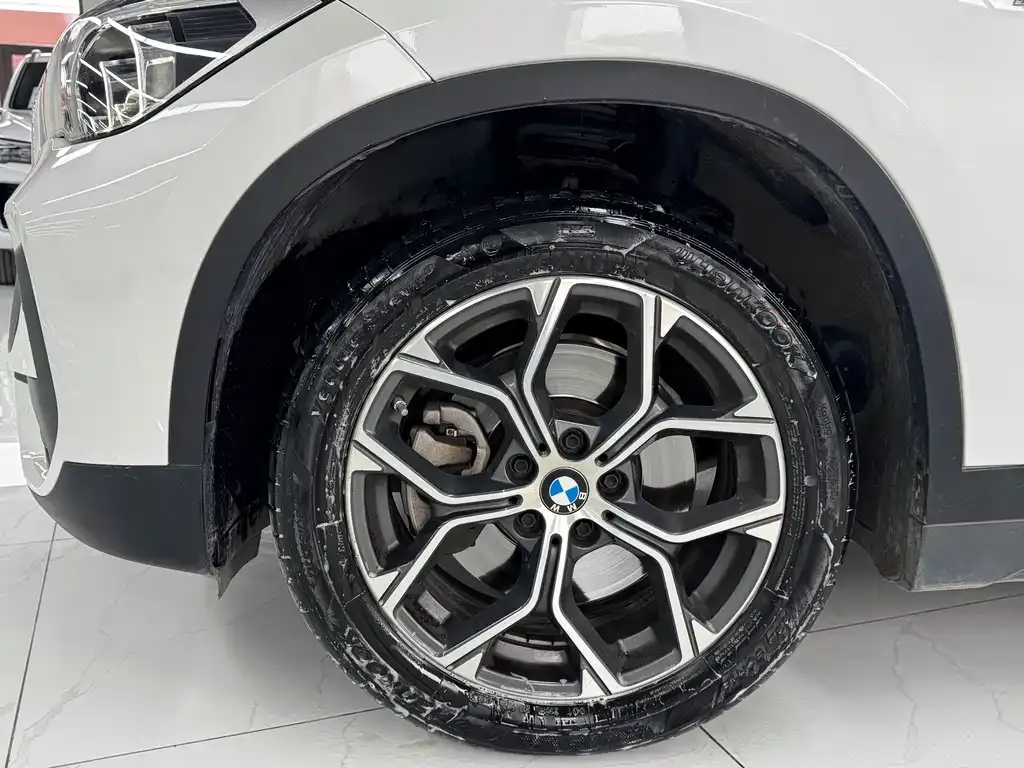 BMW X1 — фото 4