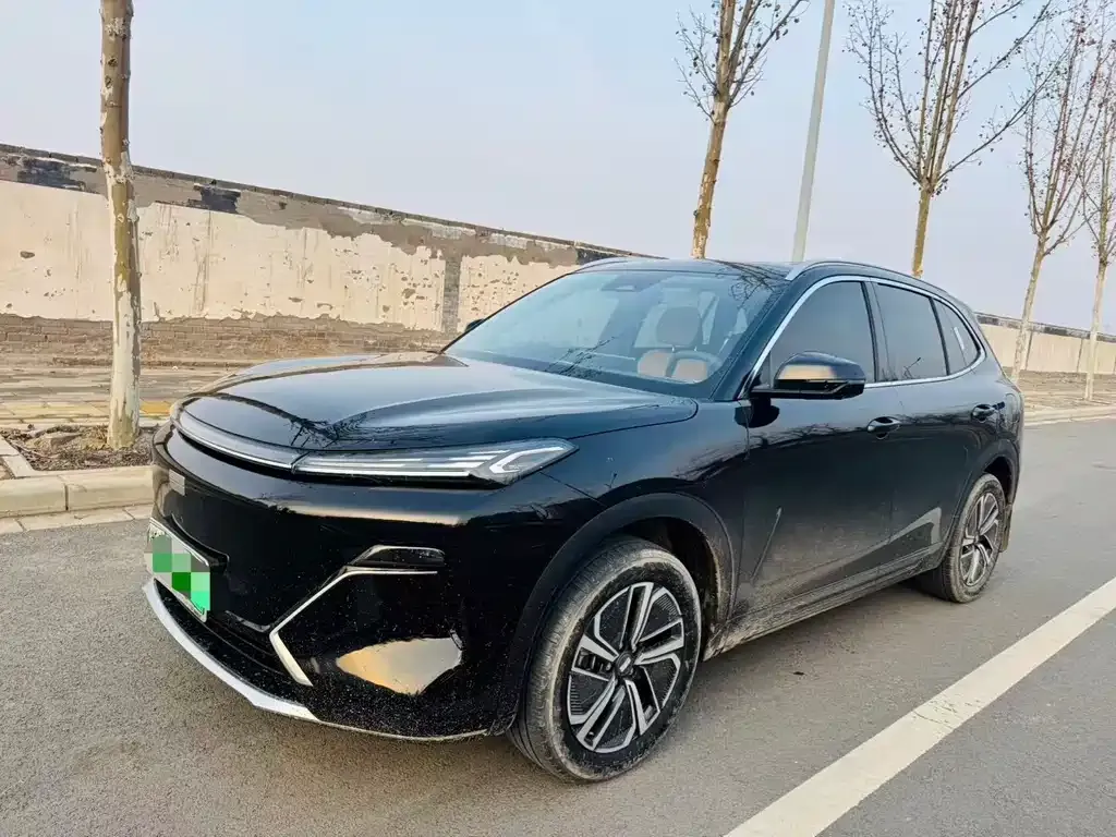 Geely 银河星舰7 — фото 1