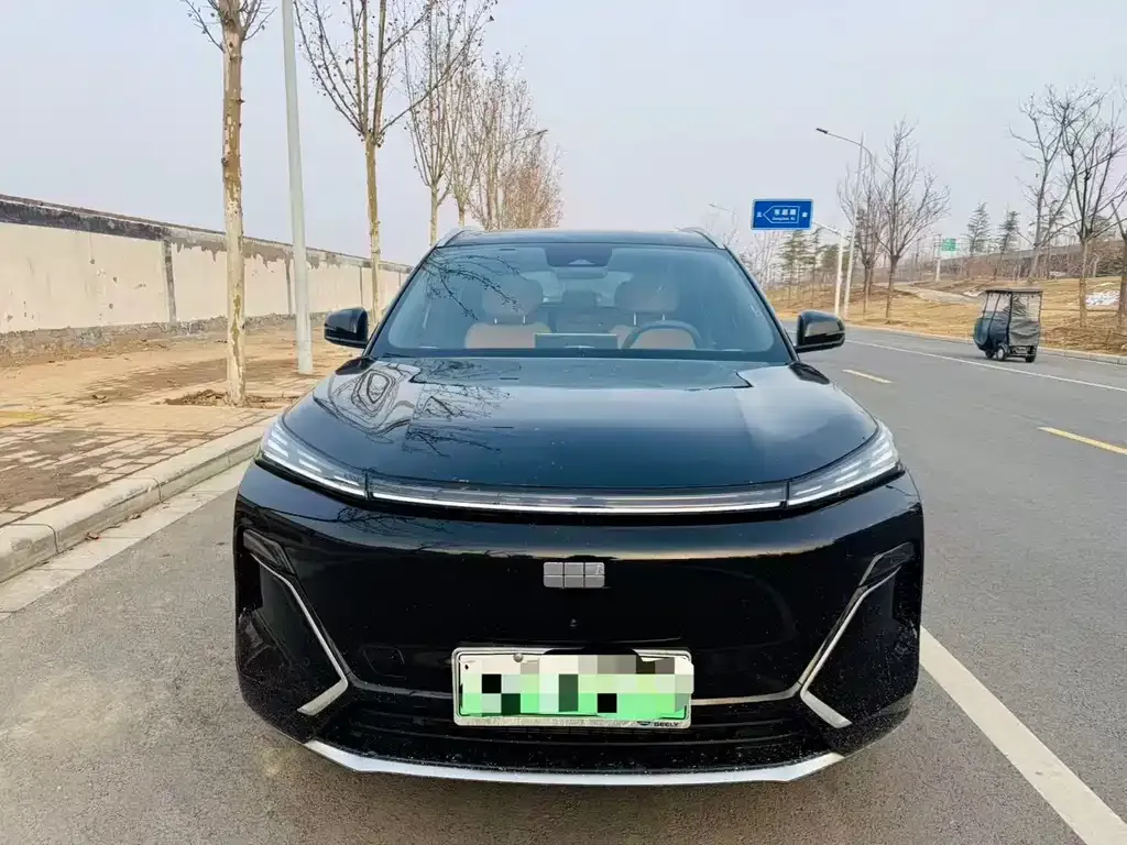 Geely 银河星舰7 — фото 4