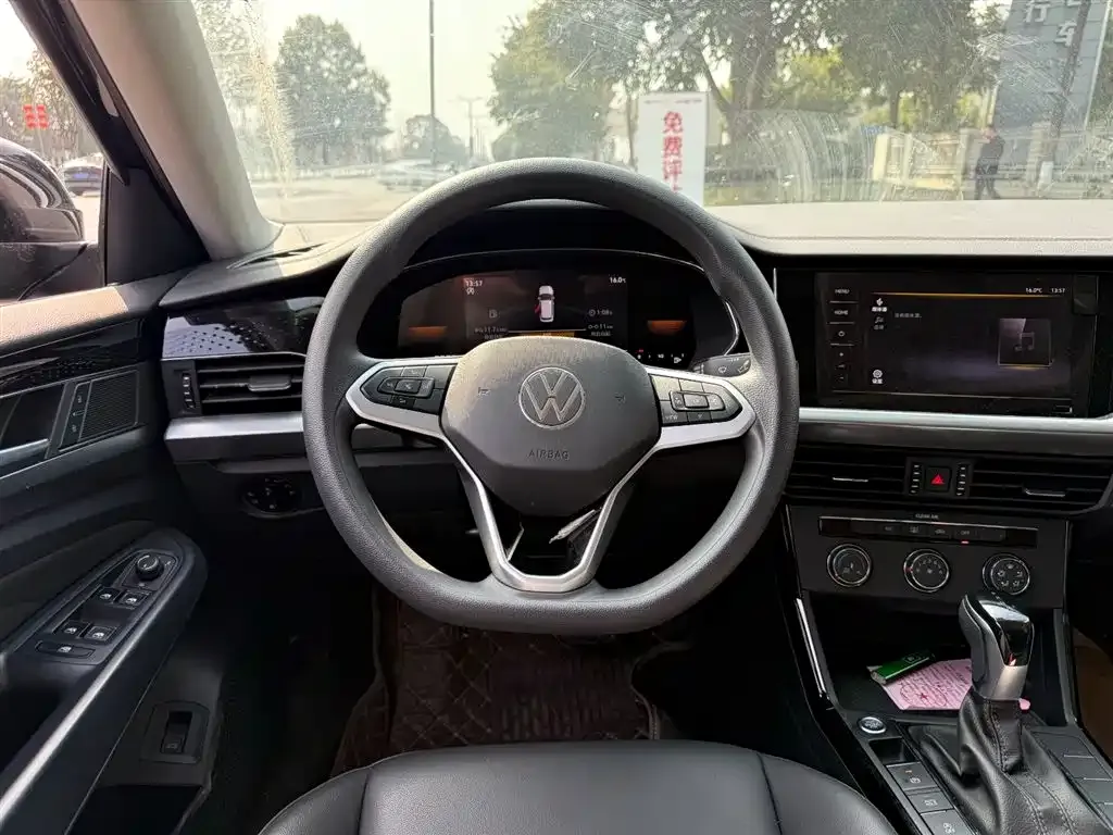 Volkswagen Passat — фото 3