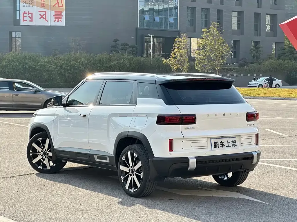 Geely Icon — фото 3